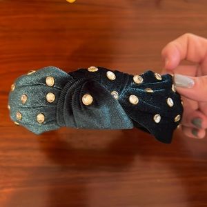 NWOT Green Velvet headband